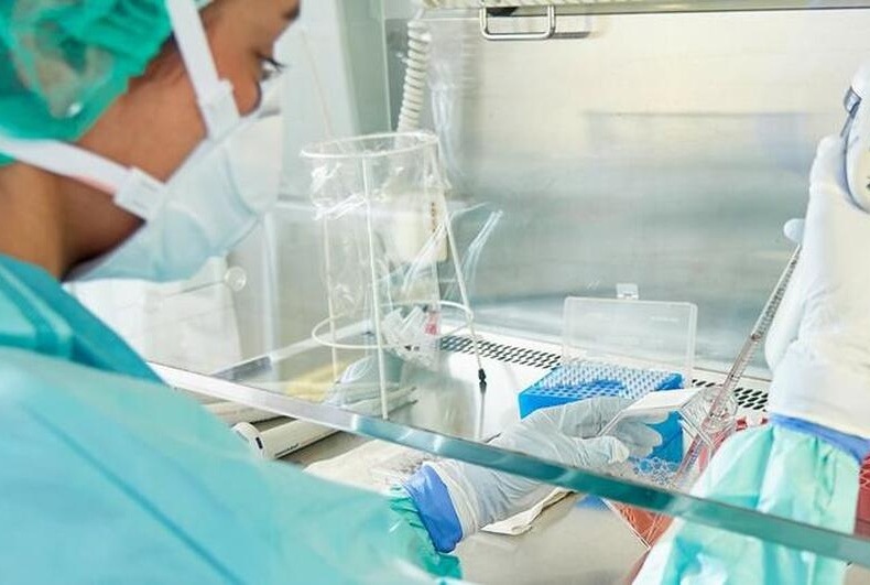 Imagen: desarrollo de terapias y diagnósticos dirigidos para la tuberculosis extrapulmonar en el Hospital Universitario de Colonia (fotografía cortesía de Michael Wodak/Uniklinik Köln)